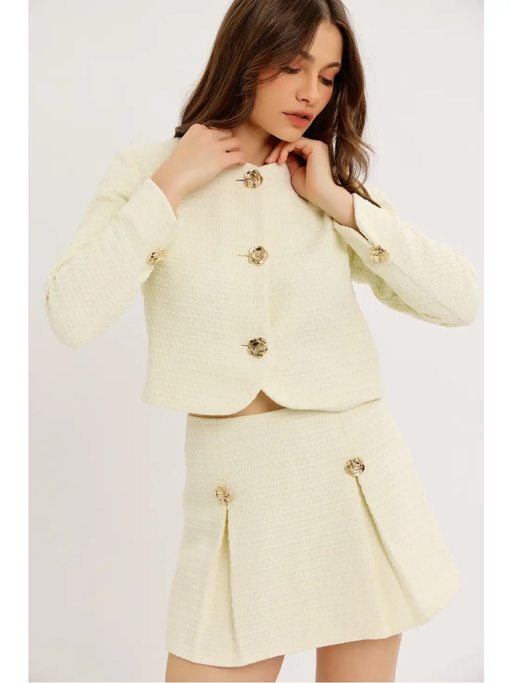 (702) Outstanding Elegance Rosette Button Tweed Jacket - S - NWT - Picture 2 of 6